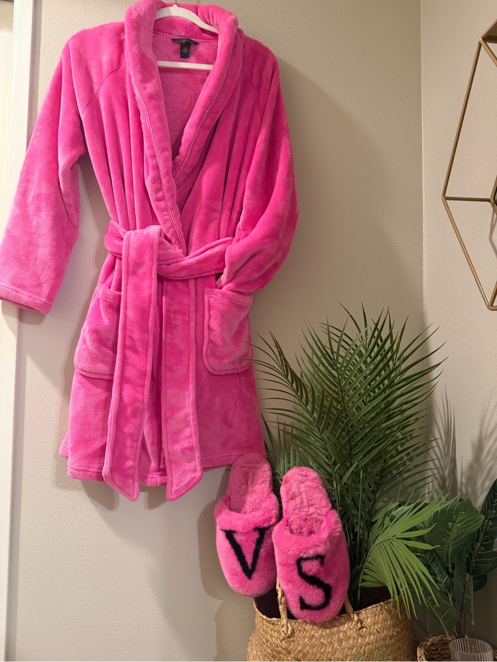 Victoria's Secret Hot Pink Plush Robe with Hood